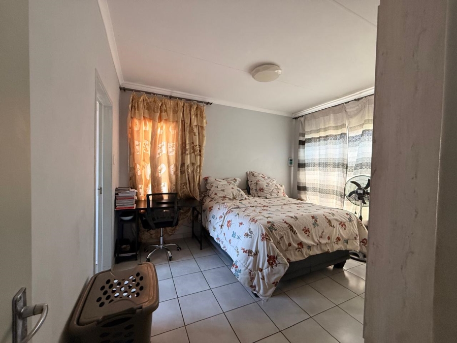 3 Bedroom Property for Sale in Waterkloof East North West